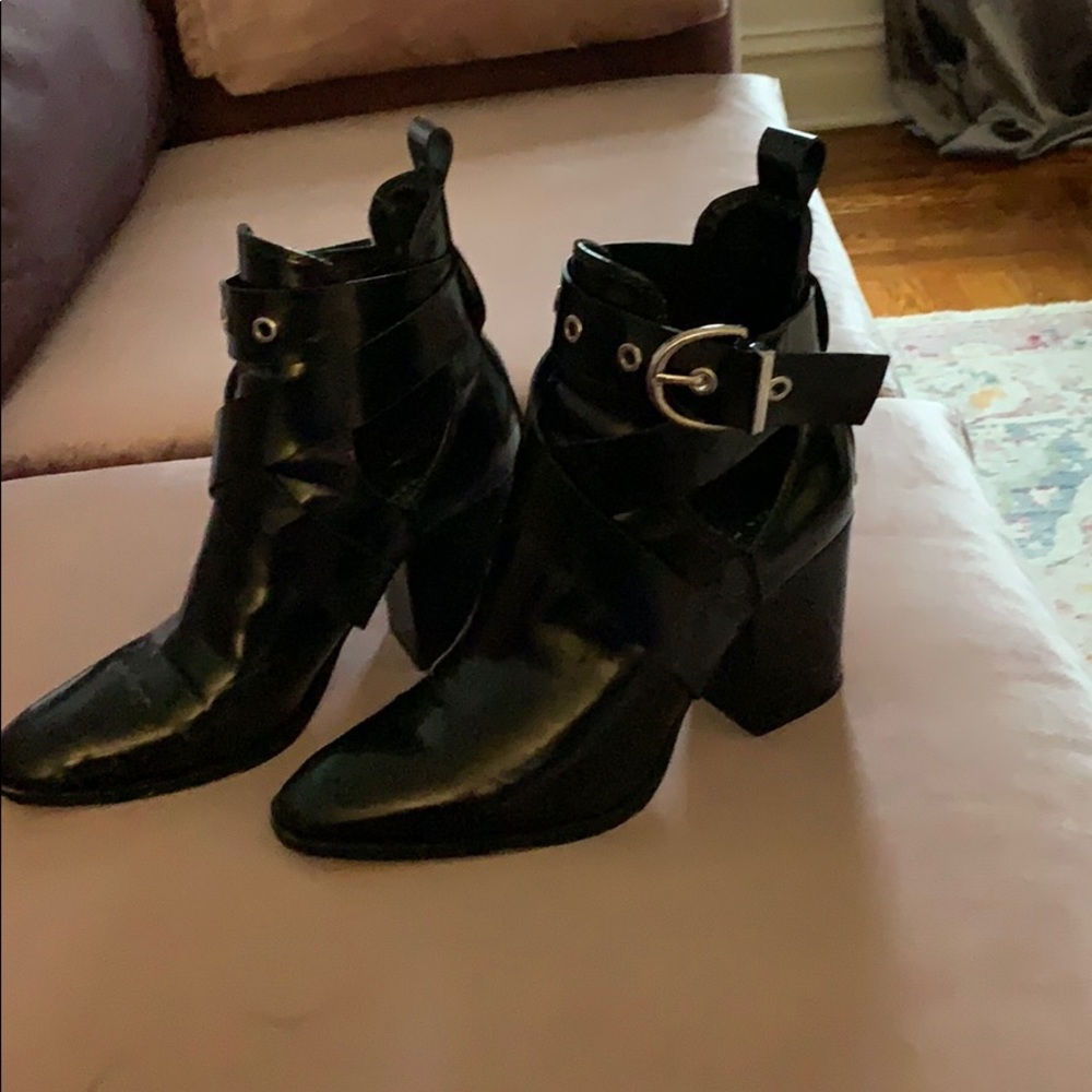 Zara black ankle boots